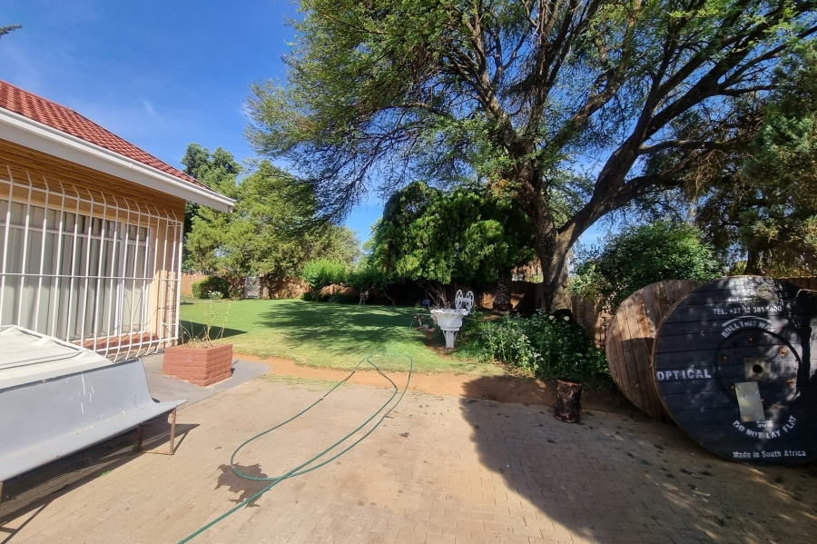4 Bedroom Property for Sale in Neserhof North West